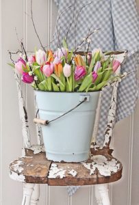 cubo tulipanes