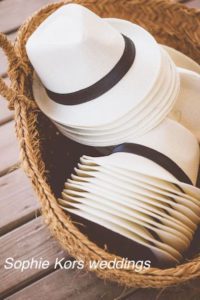 sombreros-invitados-boda-formentera